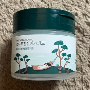 Round Lab Calming Cica Pads